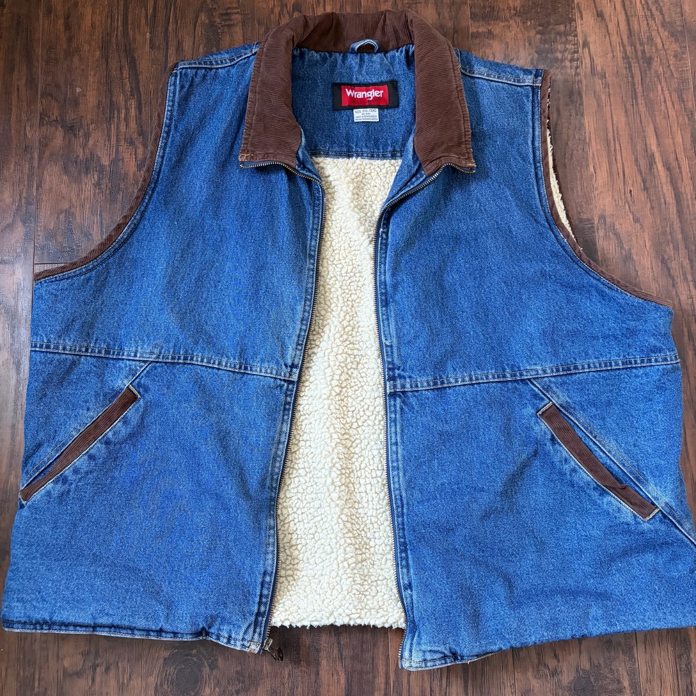 Vintage Wrangler Corduroy Collar Sherpa Lined Denim Vest